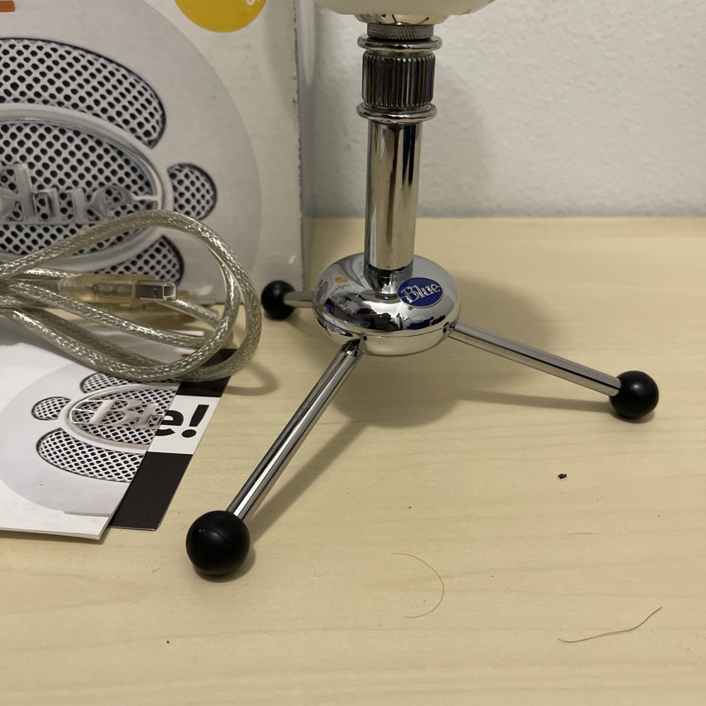 Blue Snowball USB Condenser Microphone 988-000073