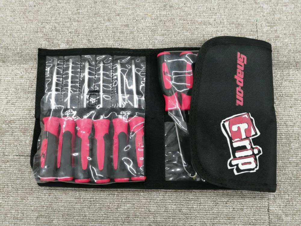 Snap-on SGMINI12AR Instinct Red Soft Handled 12-pc Mini Screwdriver SET [As is]