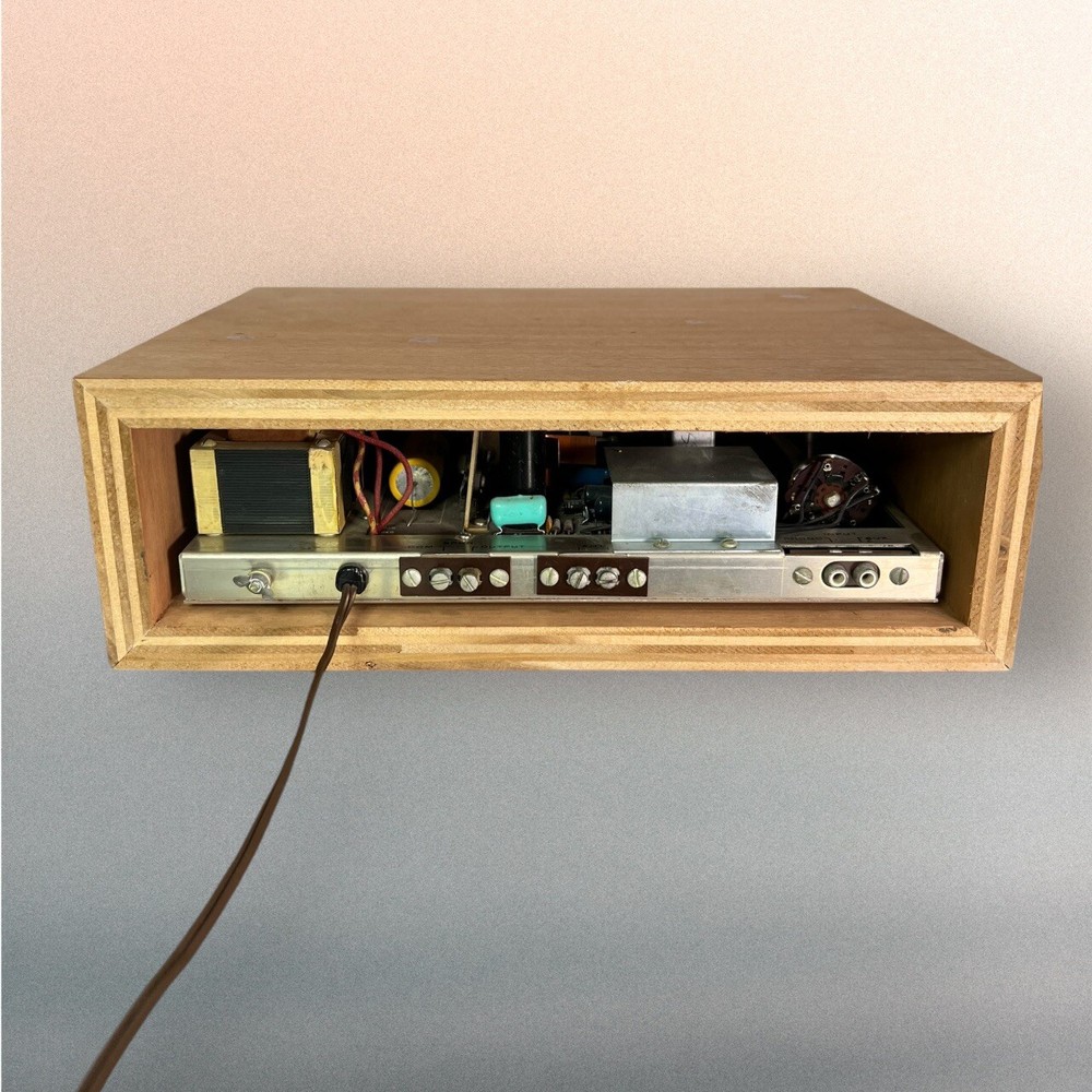 HEATHKIT SOLID-STATE MONO FM RECEIVER MODEL AR-27 Excellent Working Condition.