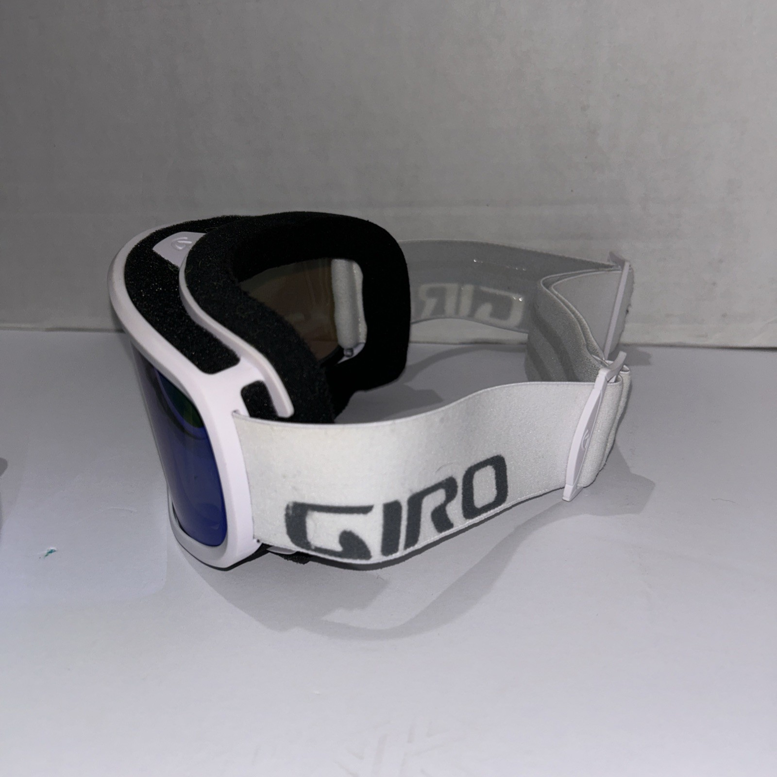 Giro Cruz Adult Snow Sports Goggle White Frame, Loden Green Lens