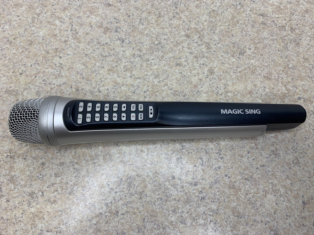 Magic Sing ET18K Portable Karaoke Microphone