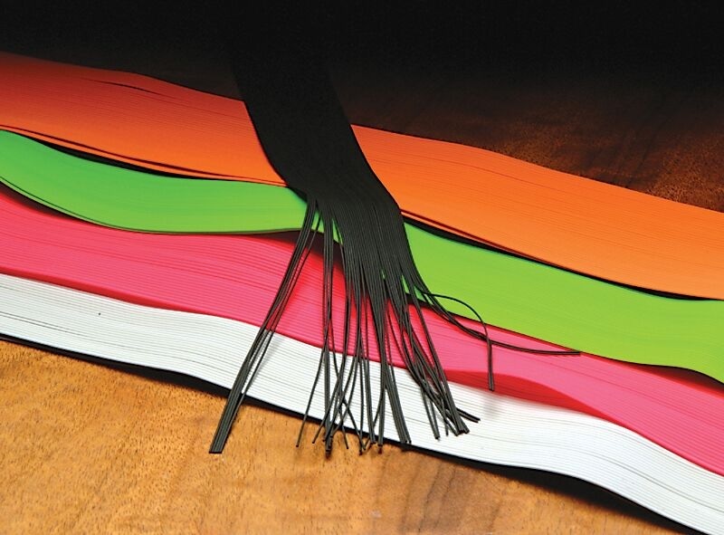Hareline Dubbin' MEDIUM ROUND RUBBER Fly & Jig Tying Legs or Tail