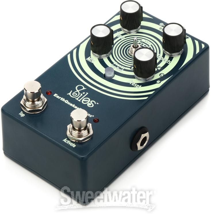 EarthQuaker Devices Silos Multi-generational Time Reflection Delay Pedal