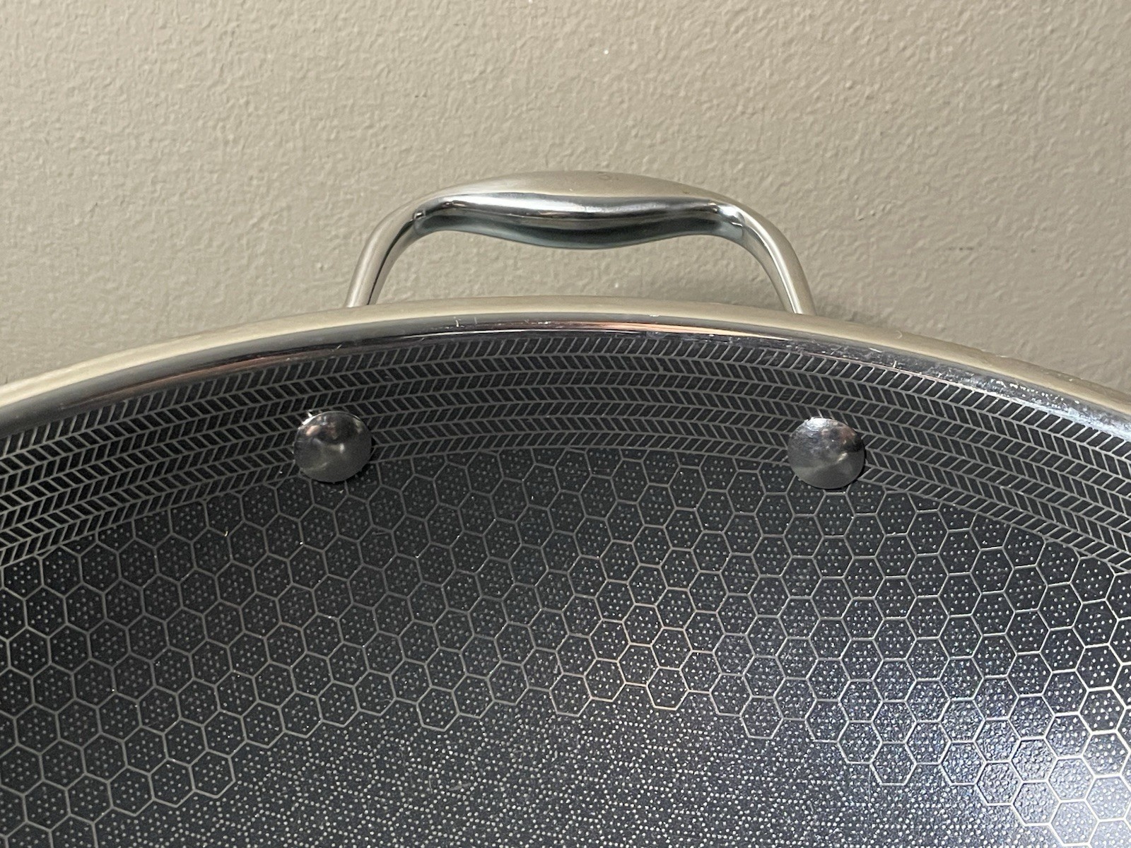 Hexclad 12" Wok Hybrid Stainless Steel Nonstick Pan Used no lid (W26)