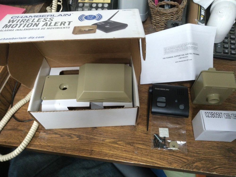 NEW Chamberlain CWA2000 Outdoor Wireless Motion Alert Sensor