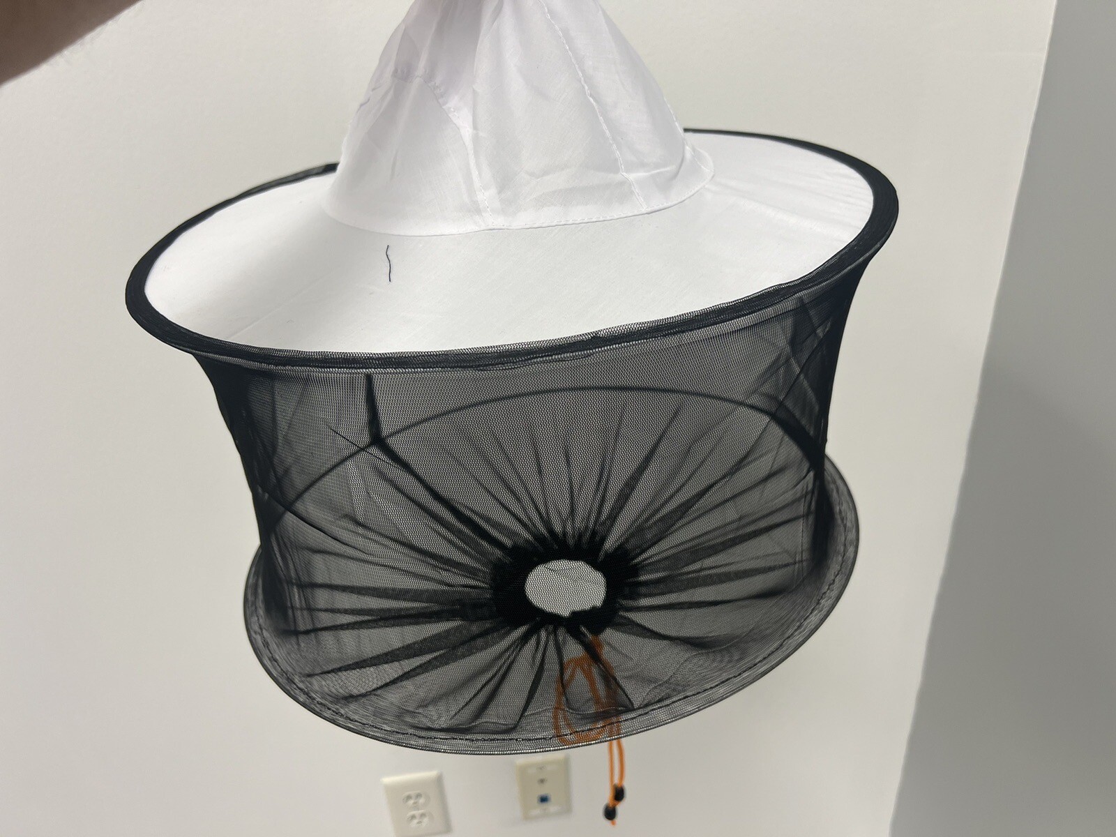 2 Pcs Beekeeper Hat with bee veil, Beekeeping protective Hats with Bee Veil,