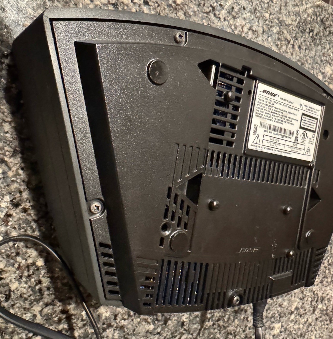 Bose WAVE Radio II AM/FM And Aux Plug With Remote Works Great! Same Day Shipping