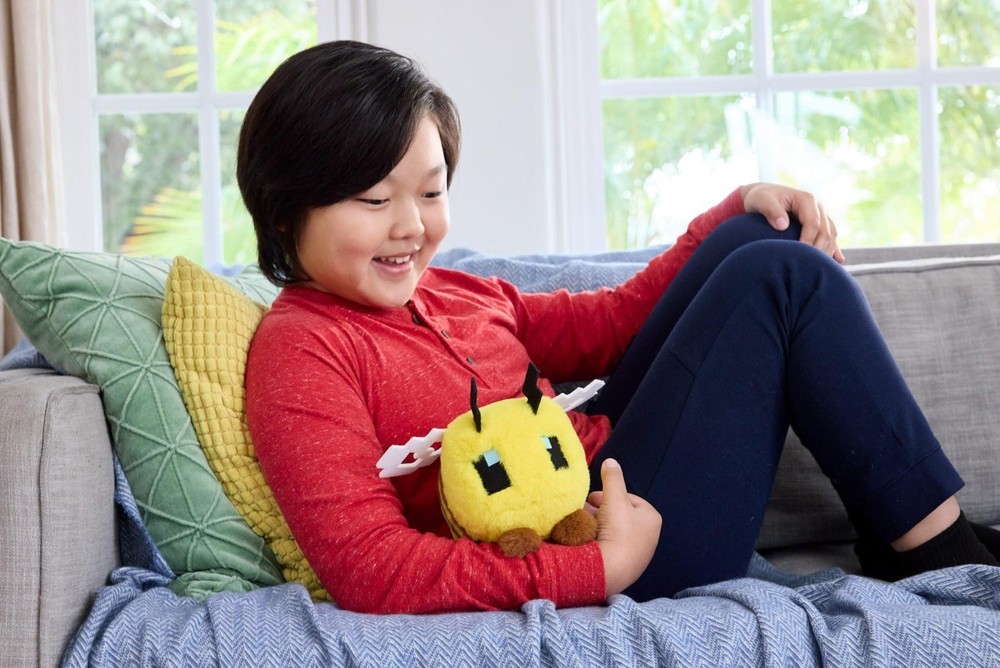 Mattel Minecraft Plush Toy, Bee Soft Doll!
