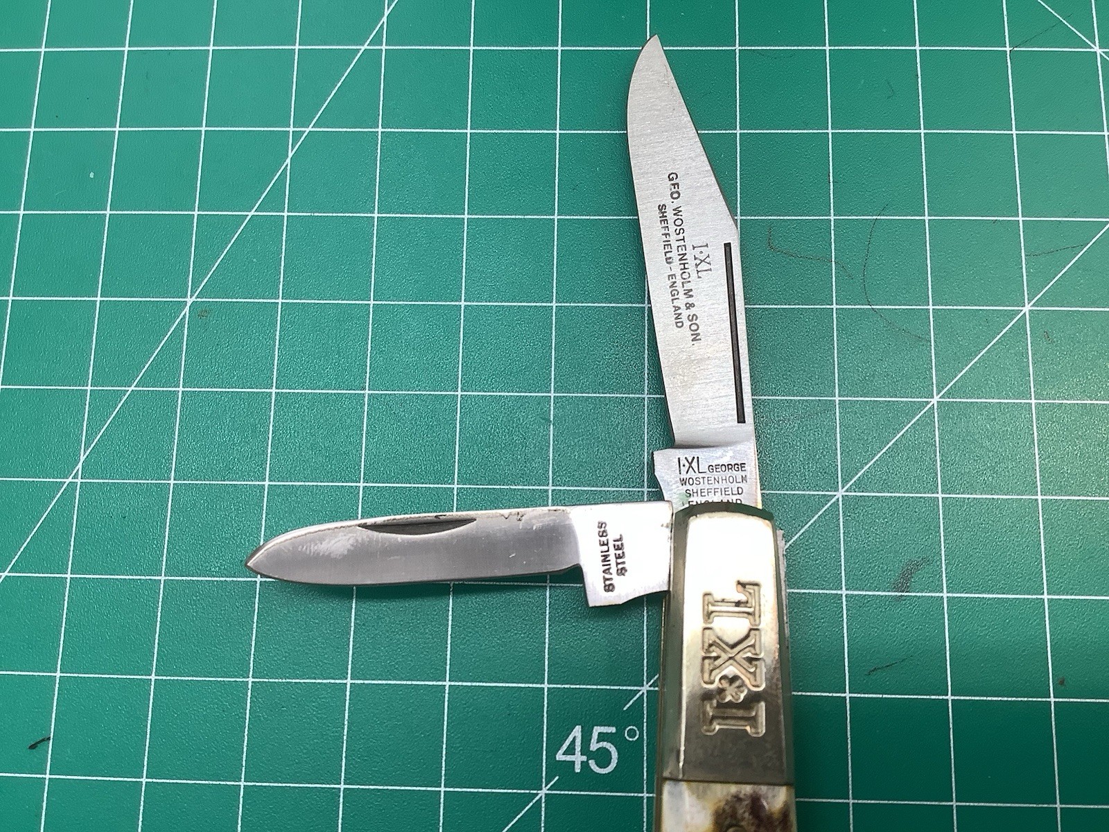 IXL Worstenholm Stag Grips Great Etched Jack