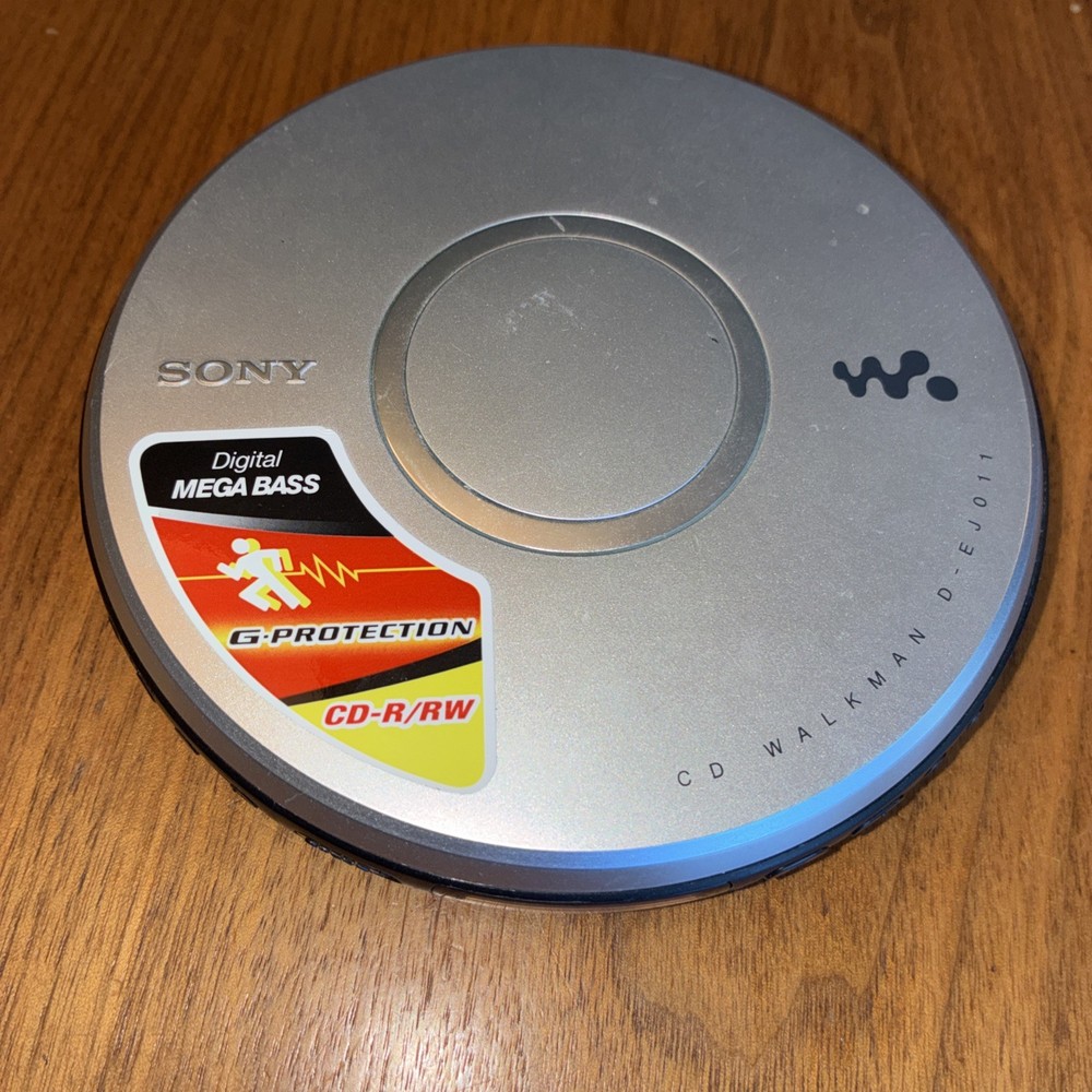 Sony D-EJ011 CD Walkman Portable CD Player Discman Silver Tested Working