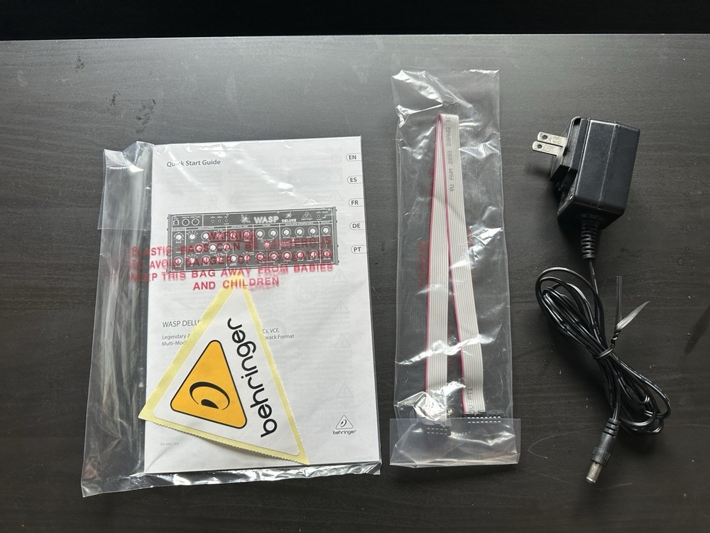 Behringer Wasp Deluxe