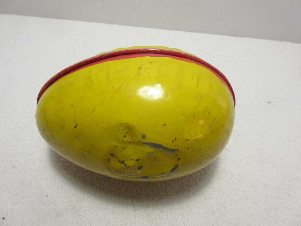 CHEIN TIN NESTING HEN ON EASTER EGG CONTAINER /MADE INTO BANK - DOESN'T OPEN