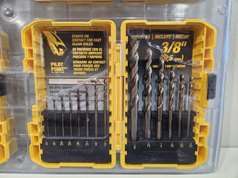 DeWALT 100 Pc Drill Drive Bit Set w/4 Storage Cases DWA100SET