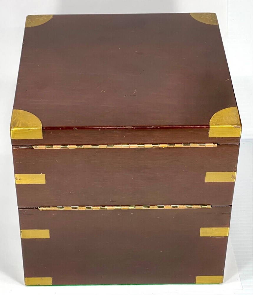 Hamilton Model 21. Ships Marine Chronometer Mahogany Mounting Box...