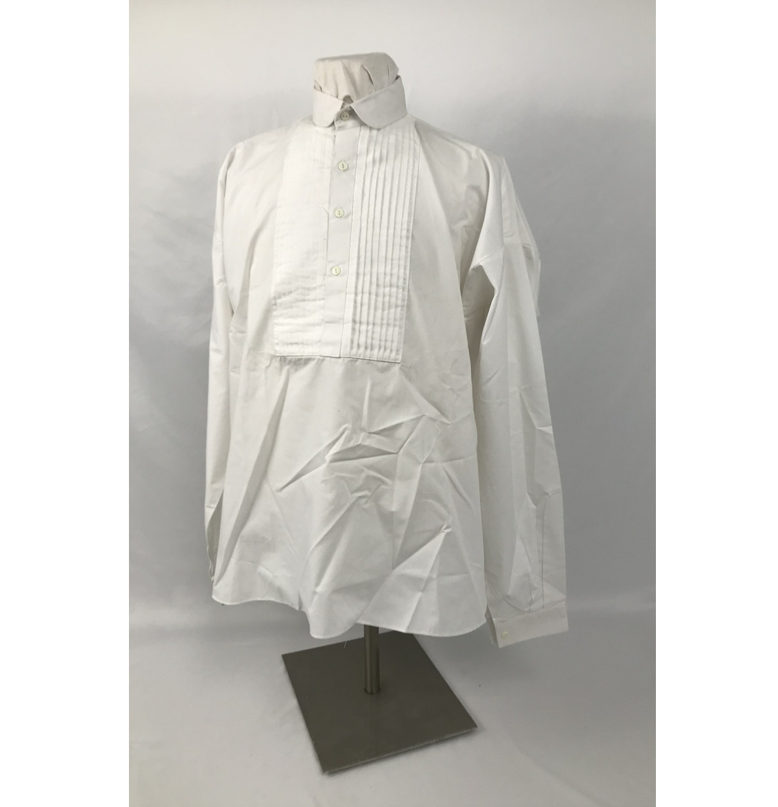 White Shirt with Pleated Front Size Medium