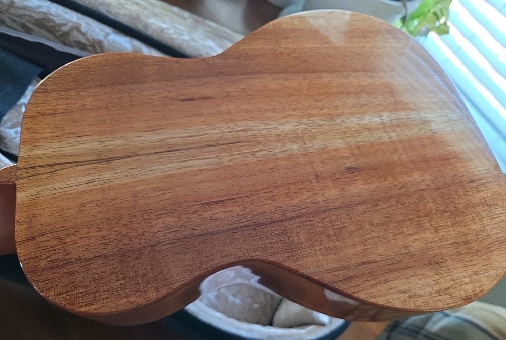 Kanile'a KSR T Tenor Ukulele Solid Koa Gloss with Case