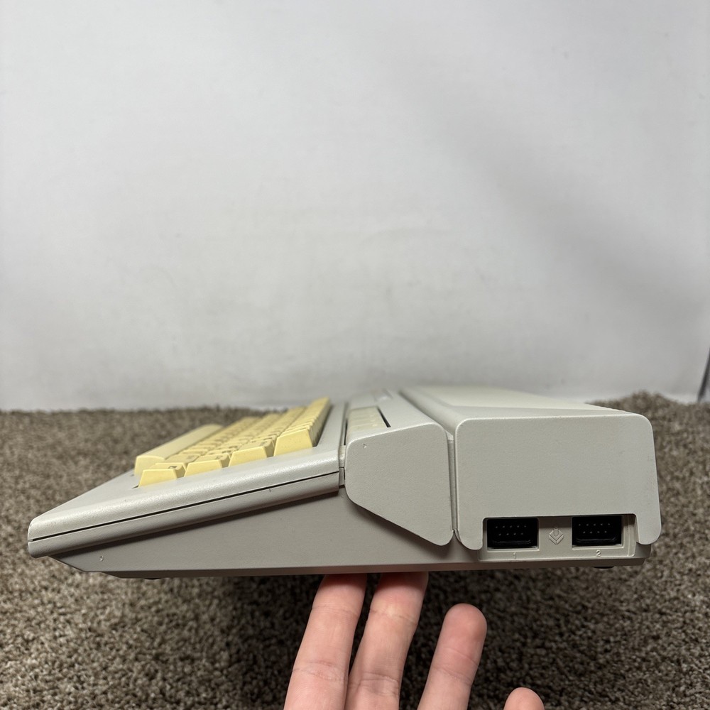 Atari XE 130xe Computer NTSC with Power Supply and RF cable - Tested