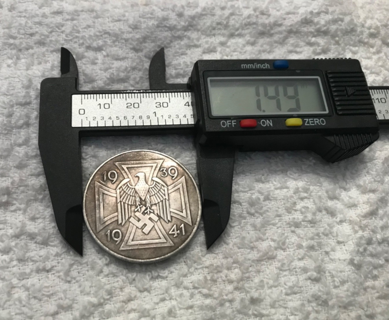 1939 1941 Iron Cross Fighters for Freedom GERMAN WWII COMMEMORATIVE COIN