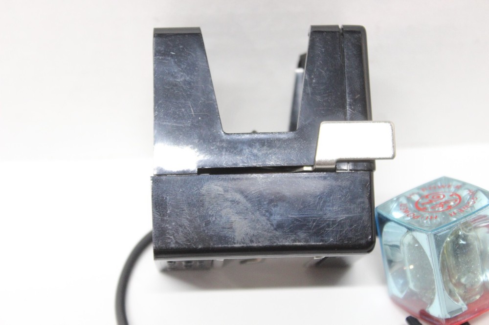 Vintage Polaroid Model 490 Focused Flash - Cube Flash Attachment
