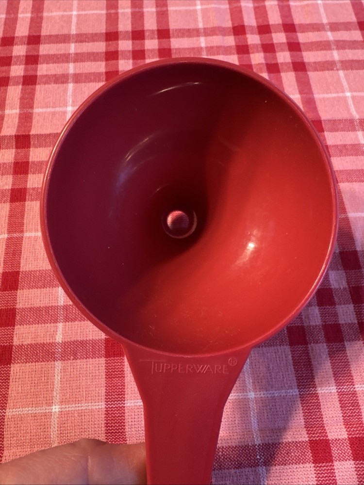 Brick Red Tupperware Funnel 1227-2 (DB)