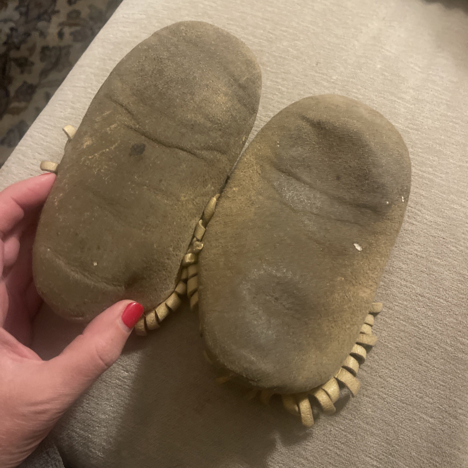 Vintage Native American Indian Child Leather Moccasins Glass Bead Work Used Worn