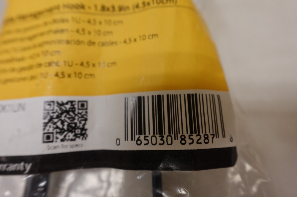 Startech - CMHOOK1UN 1U Vertical 1.8 X 3.9In Server Rack Cable Management Hook