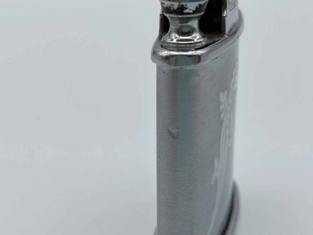 Ronson Princess Lighter Vintage, Pull & Twist Base