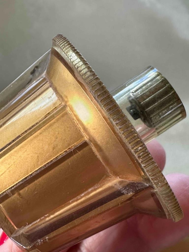 Vintage Retro Star Burst Gold Plastic 50's 60's TV Control Knobs