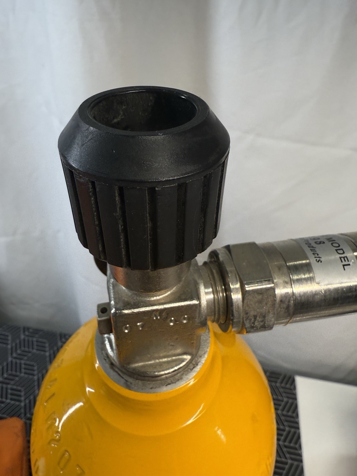 North Model 850 Respirator Emergency Escape Breathing Apparatus