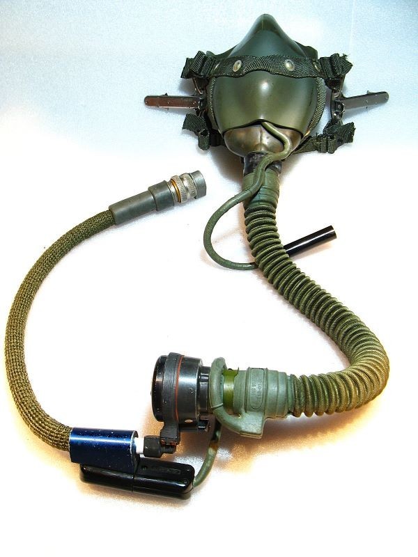 RARE 60's SIERRA MS-22001 "REDAR" OXYGEN MASK w/ REGULATOR / US NAVY / LARGE