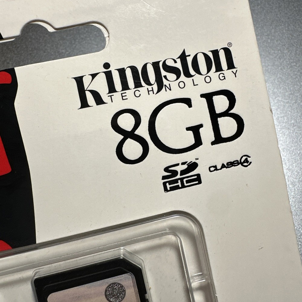 Kingston 8GB SDHC MEMORY CARD Class 4