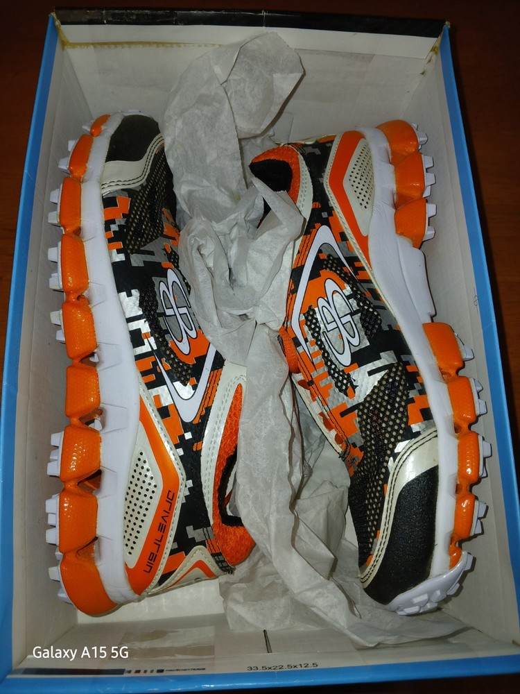 Bombah Molded Turf Shoes