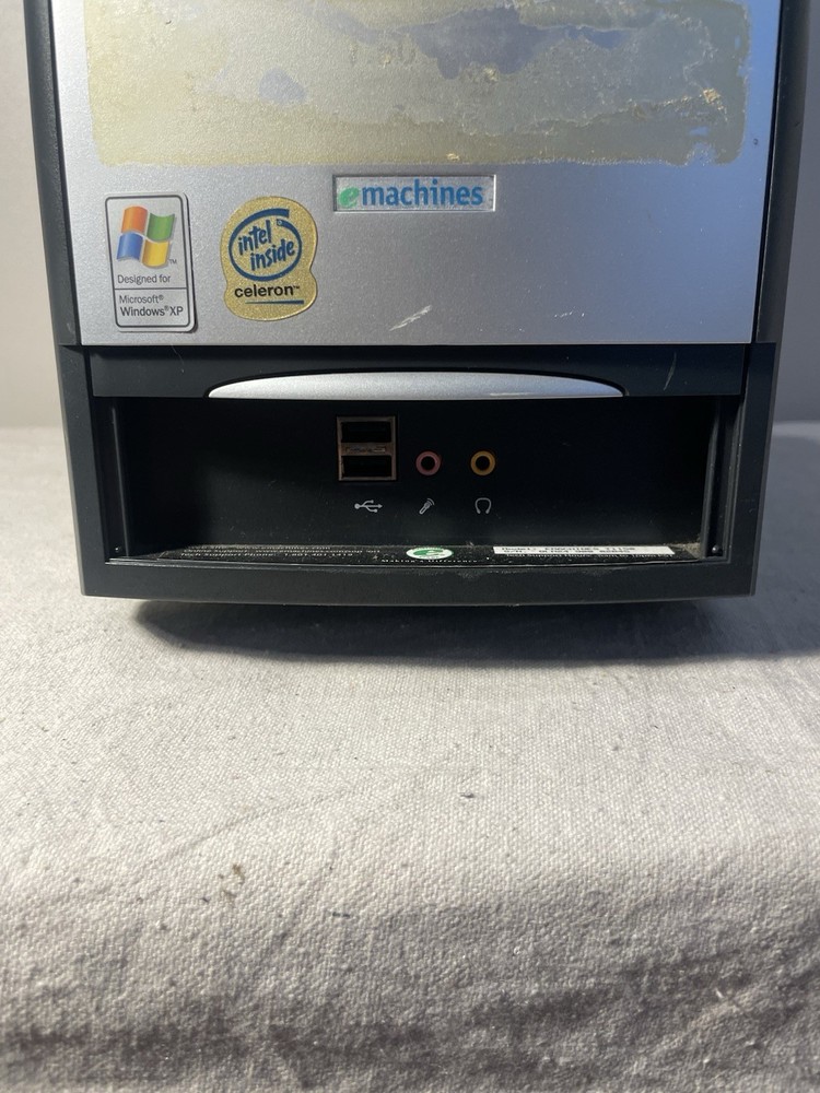 E Machine C2480 Vintage Desktop Computer WIn X, Socket 462- UNTESTED