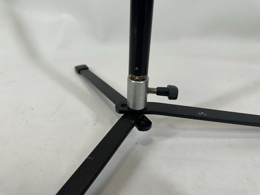 Calumet Manfrotto 122B Adjustable Pole for Back Light With Top Adapter