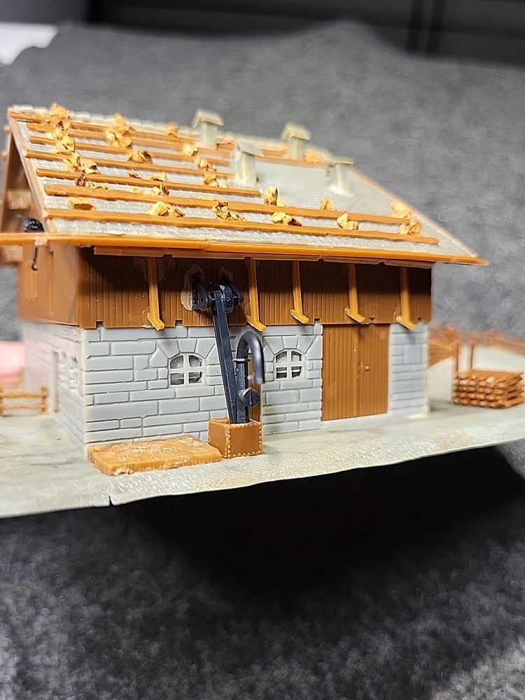 FALLER N Scale #232233 Alpine Barn Fully Assembled