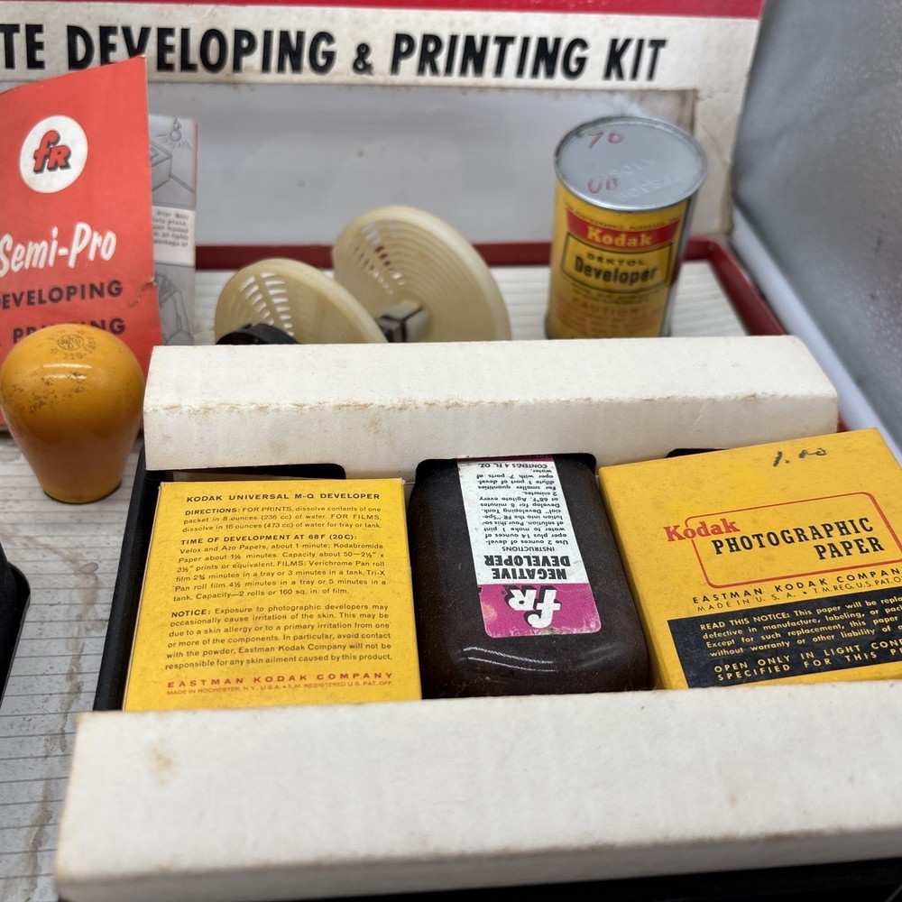 Vintage FR Semi Pro Photo Developing & Printing Kit