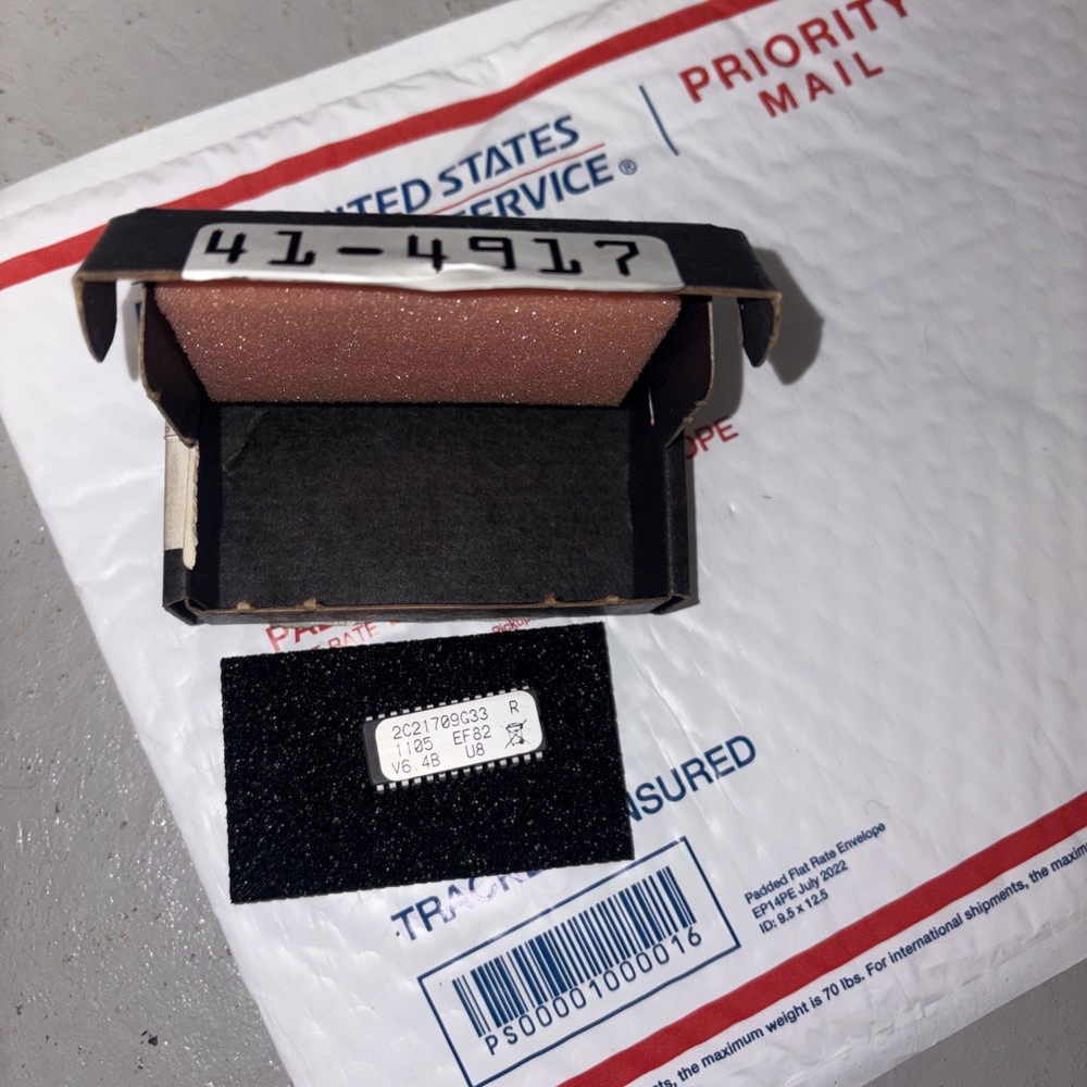 Thermo King AC EPROM (Erasable Programmable Read Only Memory) Chip 41-4917 NOS