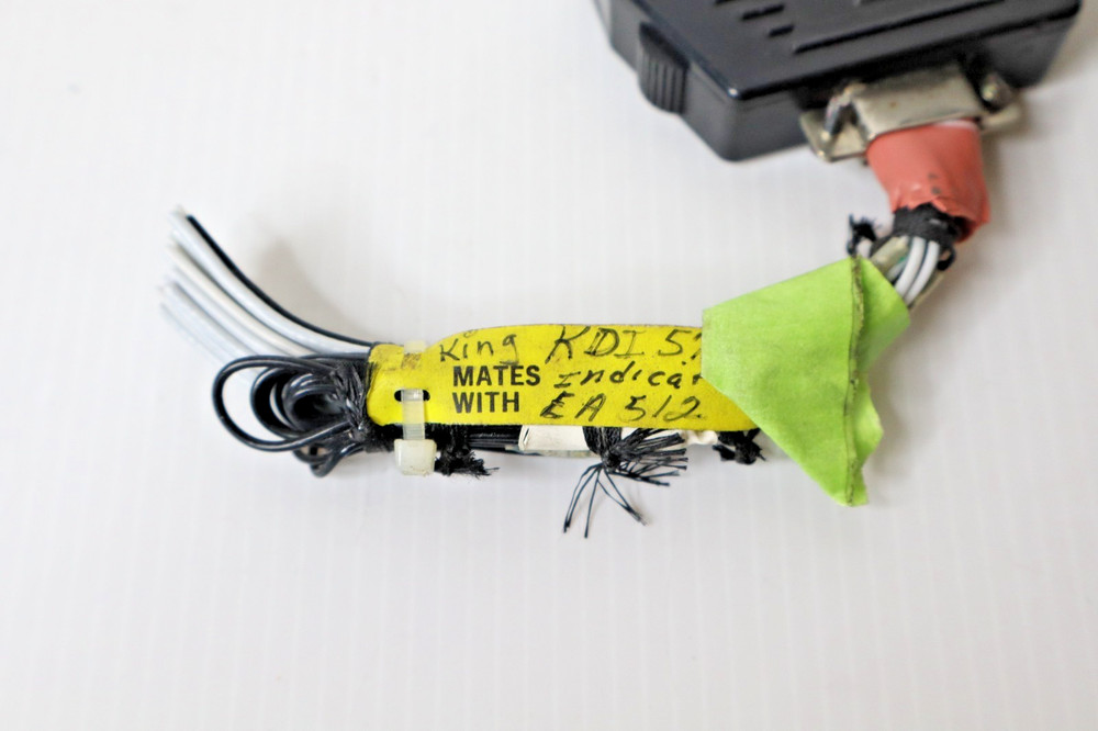 Bendix King KDI 572 DME Indicator Connector