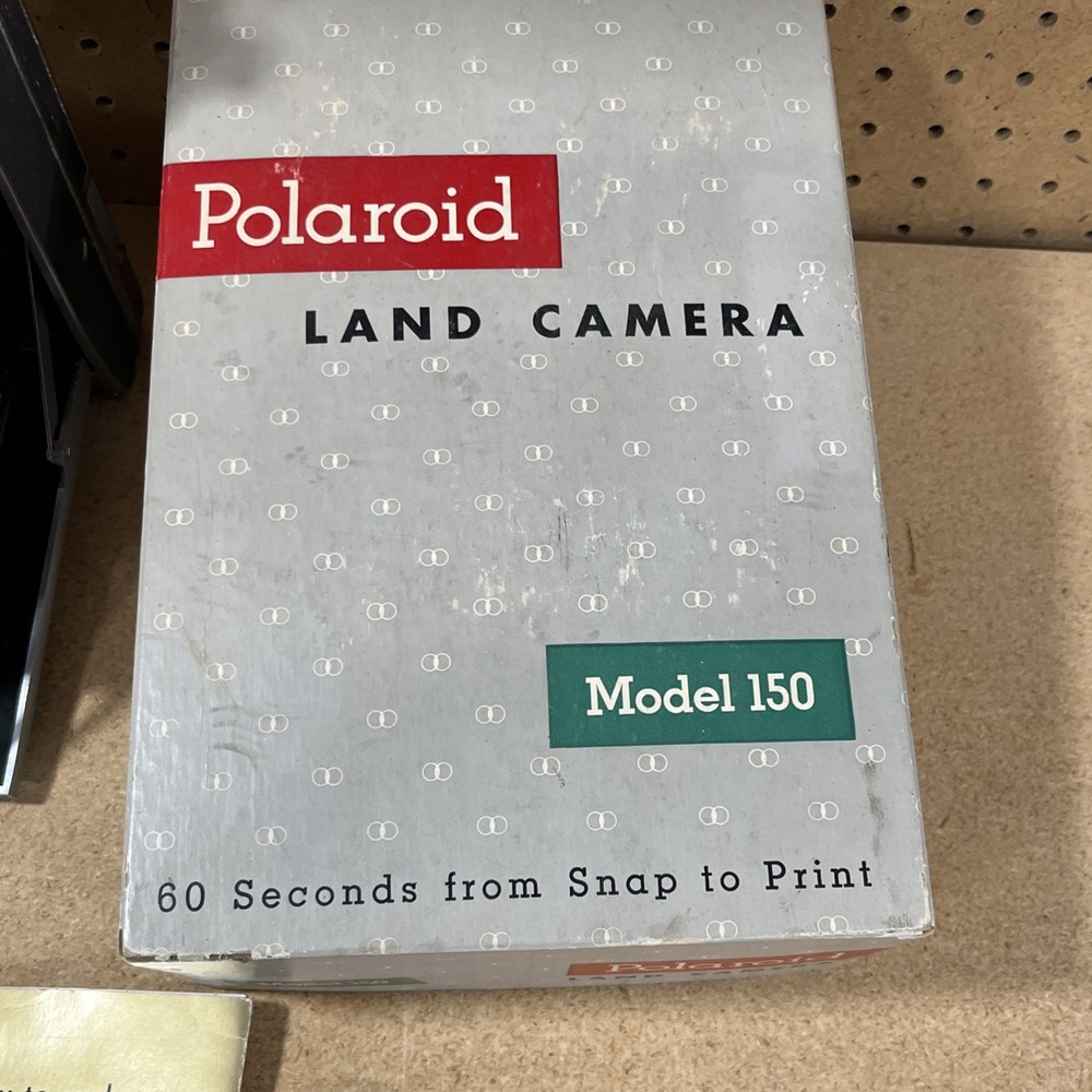Polaroid Folding Land Camera Model 150 Untested w/ box and instructiions