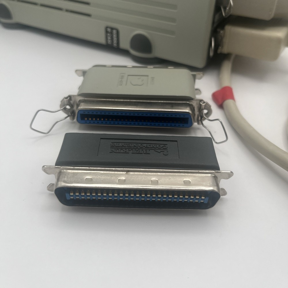 CD-R APS TECHNOLOGIES 106747 (4X Write) w/ Some Cables and Accessories.