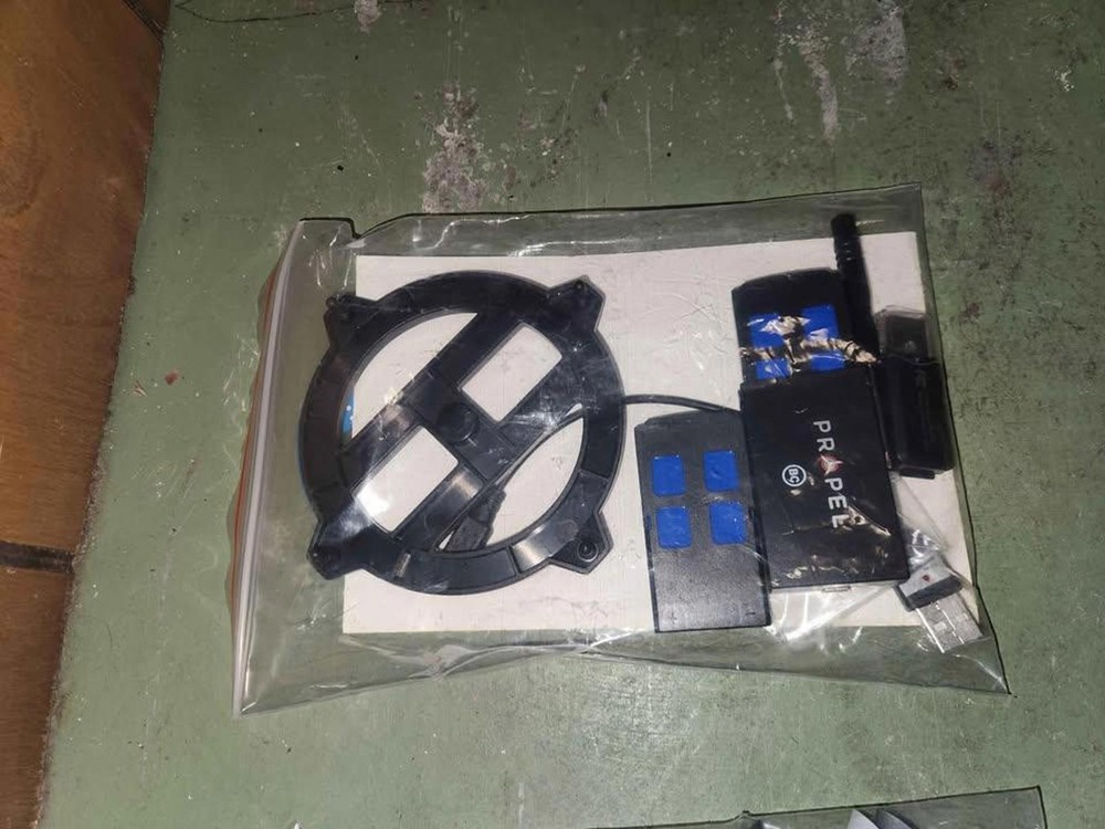 Altitude 2.0 2.4Ghz Quadcopter Drone Accessory Bundle | Remote - Blades