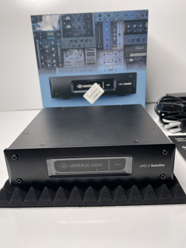 UAD-2 Satellite Thunderbolt DSP Accelerator Quad-Core w/ Box