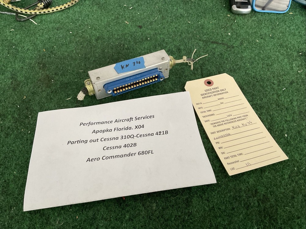 King KN-74 Connector