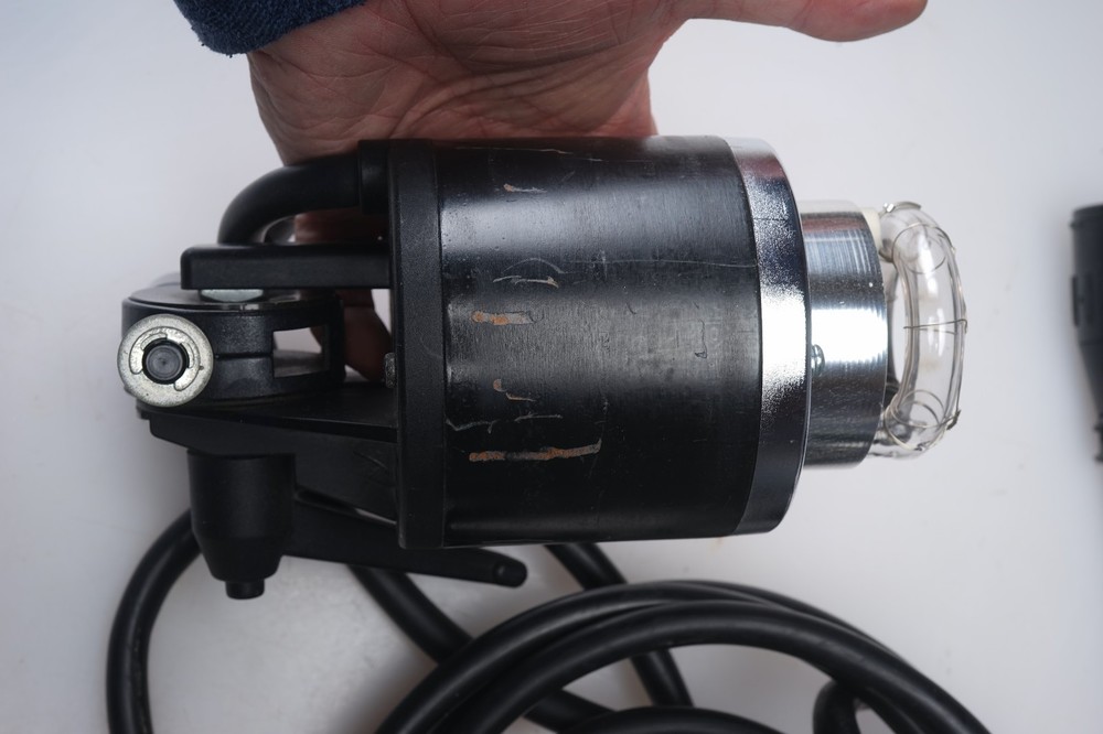 PROFOTO ACUTE E-Head Flash with Cap & New Modelling Lamp 600E Acute 2 2R D4