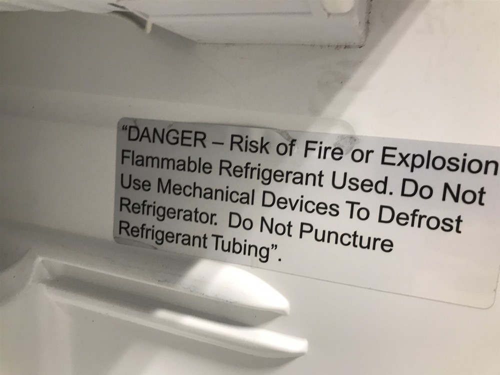 Kenmore mini fridge refrigerator