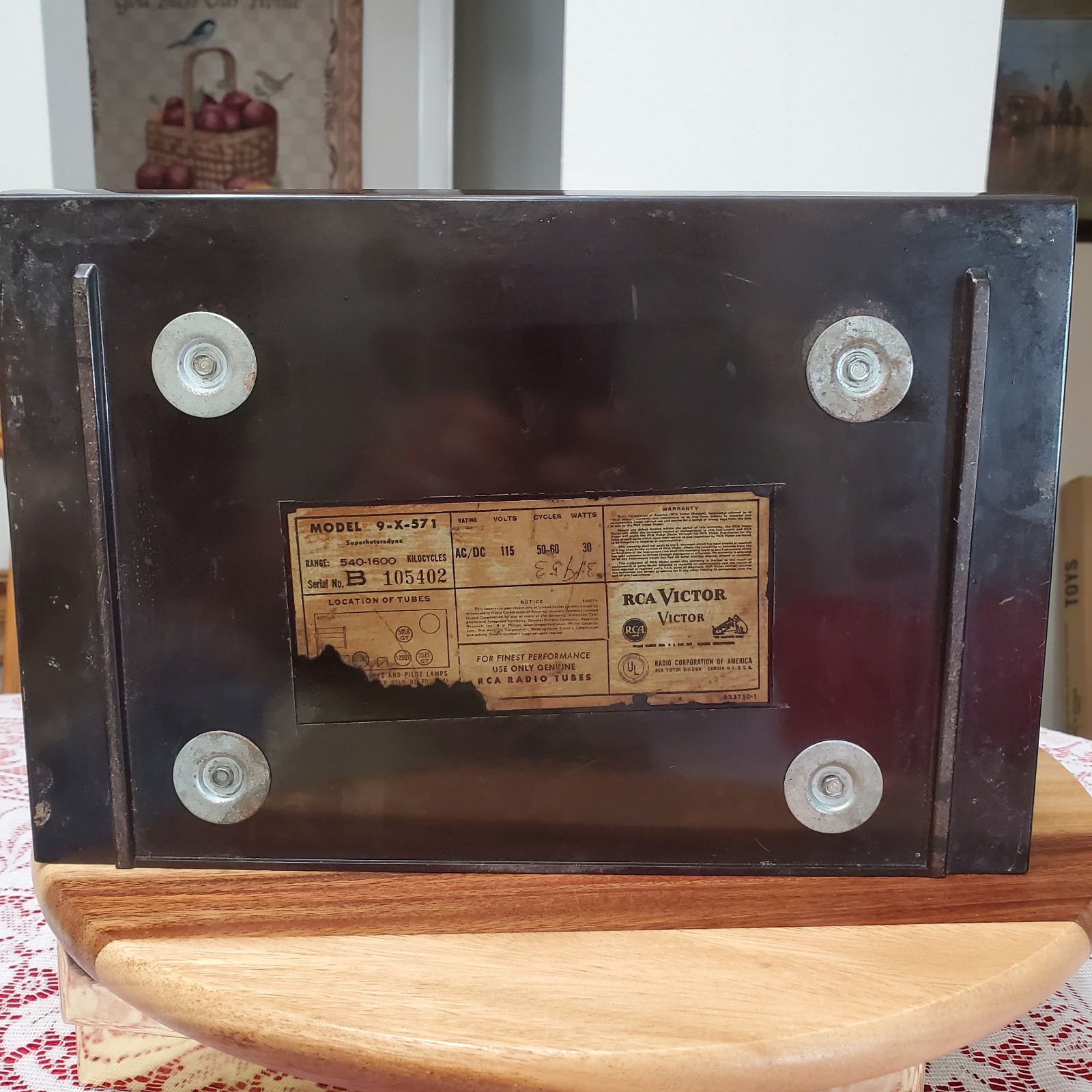 Nice VTG 1949 RCA Victor Radio 9-X-571 Bullseye Bullhorn Golden Throat - NICE ♫