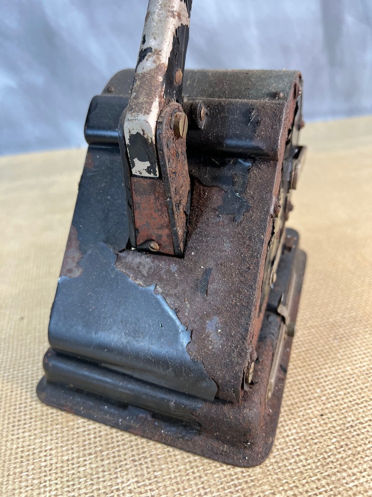 Antique F & E Hedman Mfg. Co. Check Writer Model D