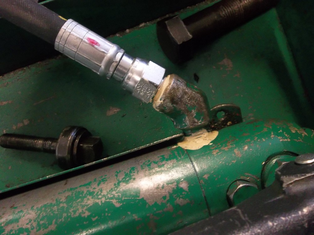 greenlee 767 hydraulic hand pump knockout punch set