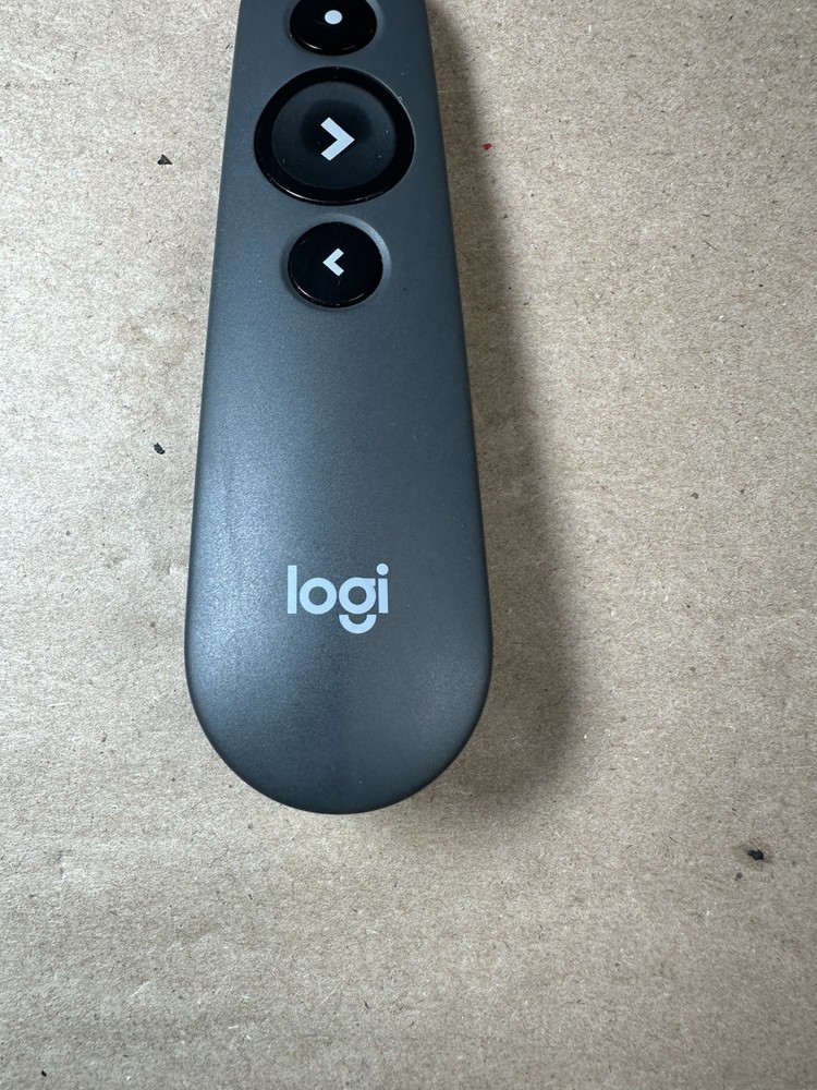 Logitech Presentation Remote Laser Pointer w USB Receiver Dongle! ~ Works Great!