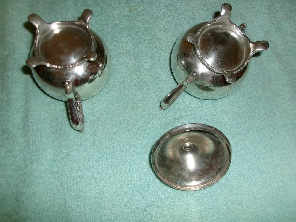 Vintage 5 Piece Wm. Rogers Silver Co Silver Plated Tea Set